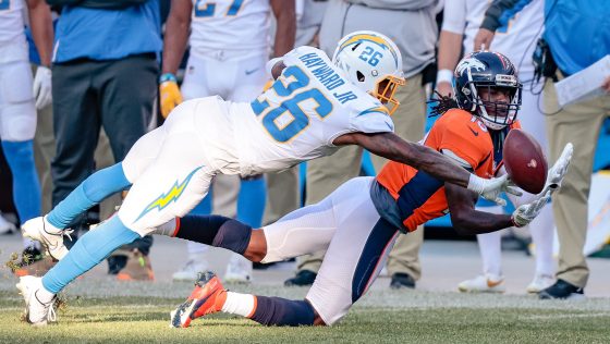 Las Vegas Raiders rekryterar i hemlighet Casey Hayward att gå med